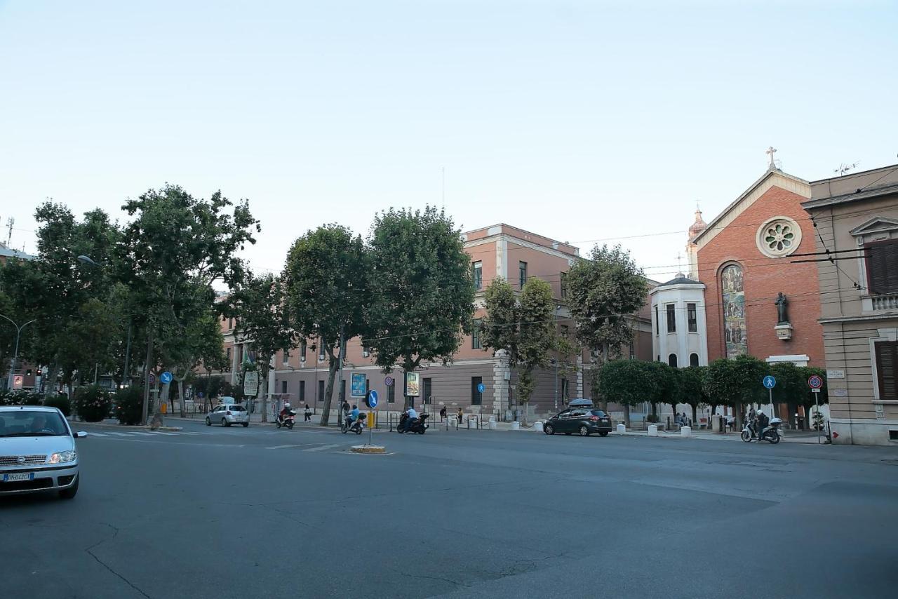 מלון בארי L.T. Savoia Palace & Cavour C.L. מראה חיצוני תמונה
